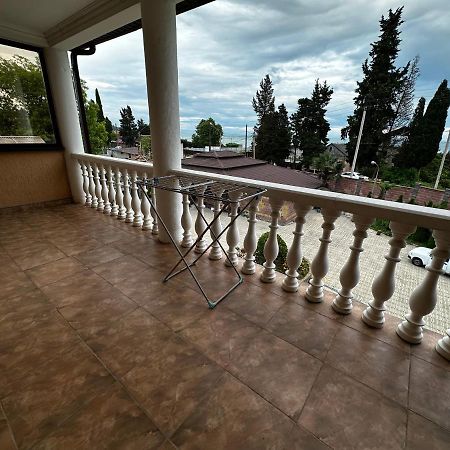 Отель Анастасия Гудаута Экстерьер фото